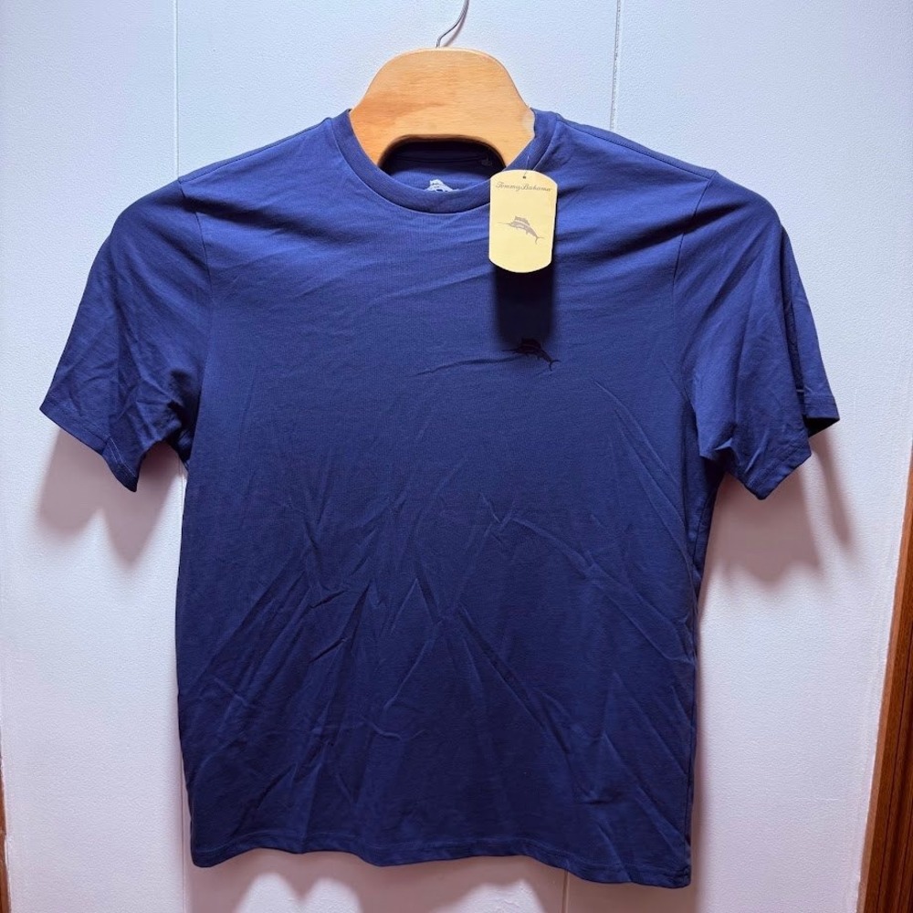 Tommy Bahama Mens Aloha Americana T-Shirt Dockside Blue Marlin Size Medium NEW